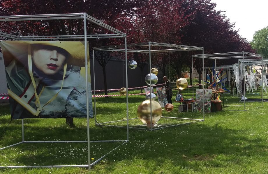 Święto w halach towarowych w Solingen: Z profilami w kwadracie