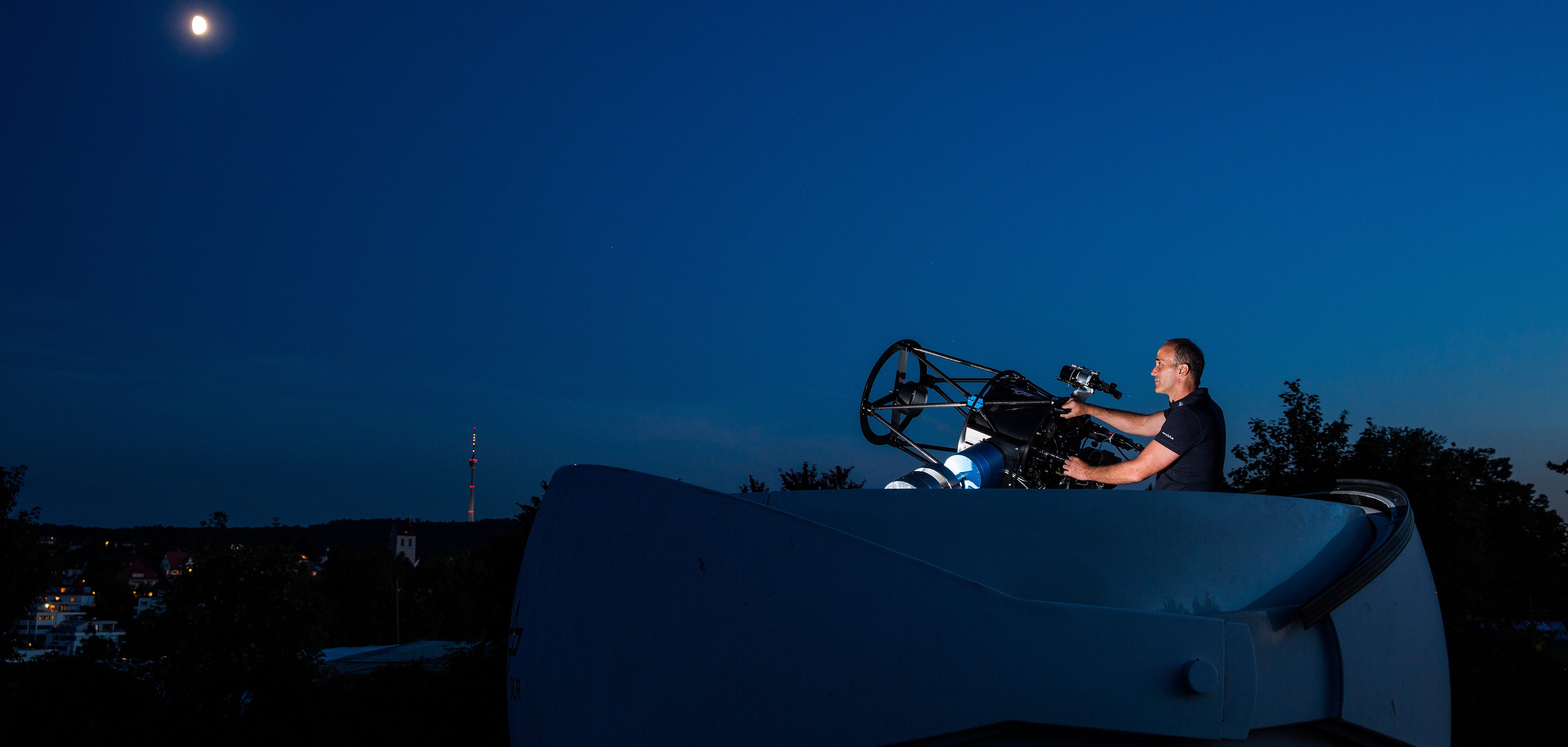 Mit Lasertechnik dem Weltraumschrott auf der Spur