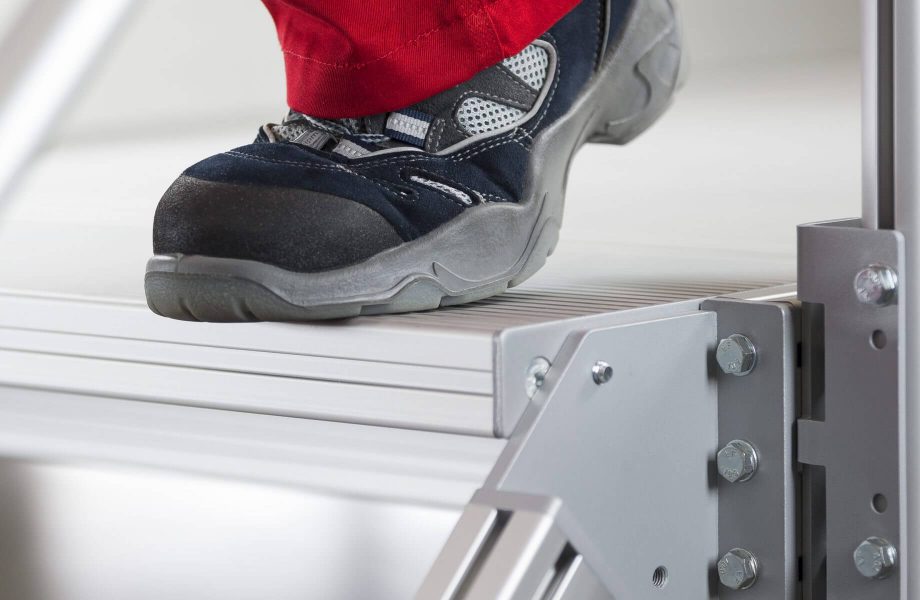 Treppensicherheit in der Industrie: <br> Darauf ist zu achten