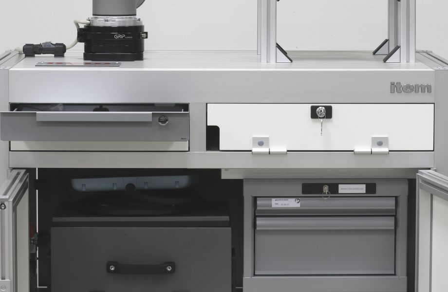 Wszechstronny i ergonomiczny stół do robota o wyjątkowym designie