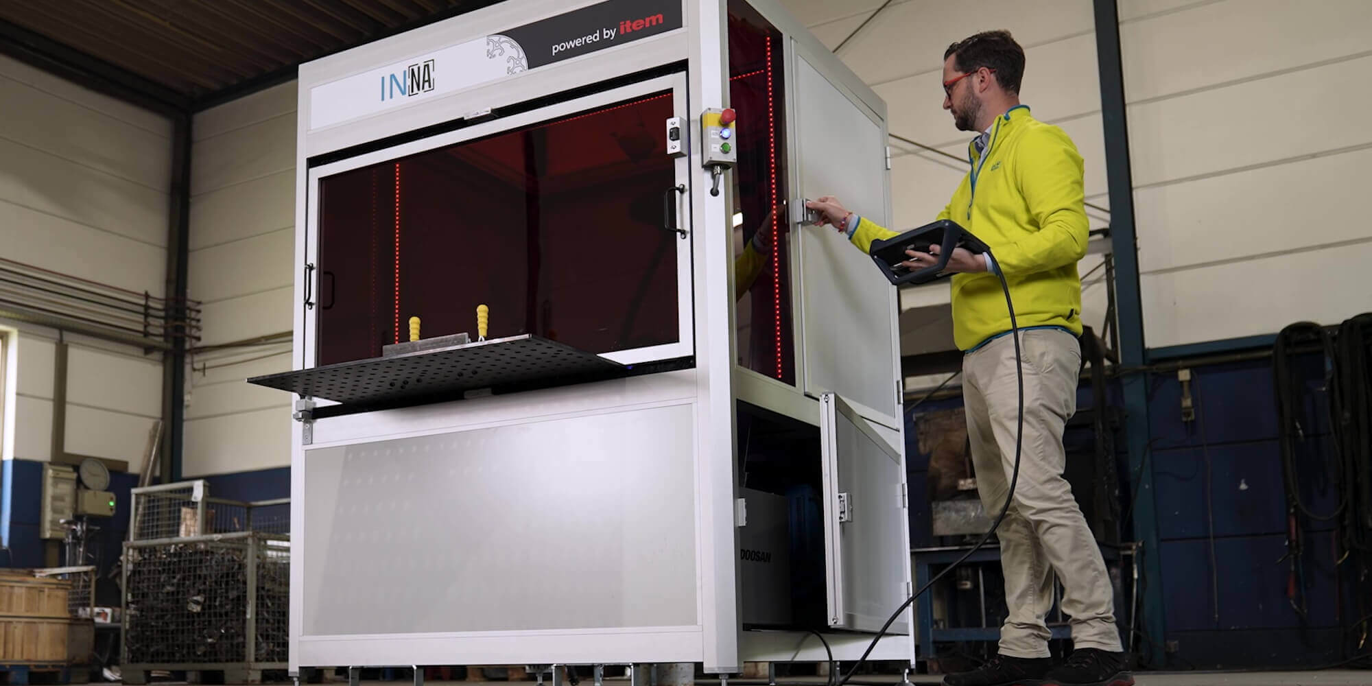 Automatisiertes Schweißen mit der Roboterzelle „INNA“