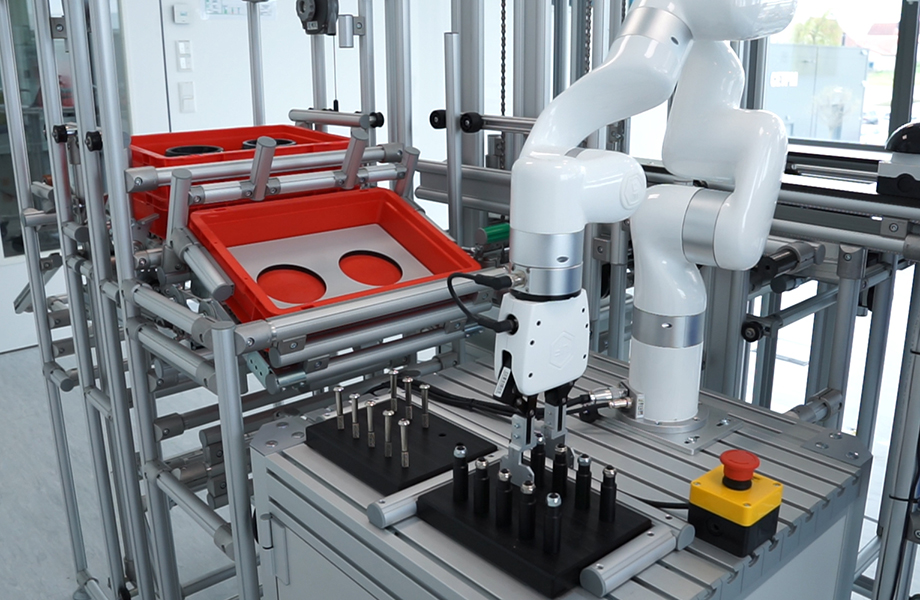 item Experte zu Gast im Podcast „Fabrik der Zukunft“