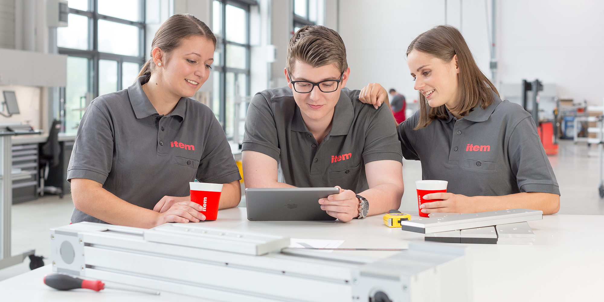 Ein Klick, viel Wissen: Lerne item mit virtueller Fabrik kennen Ein Klick, viel Wissen: Lerne item mit virtueller Fabrik kennen